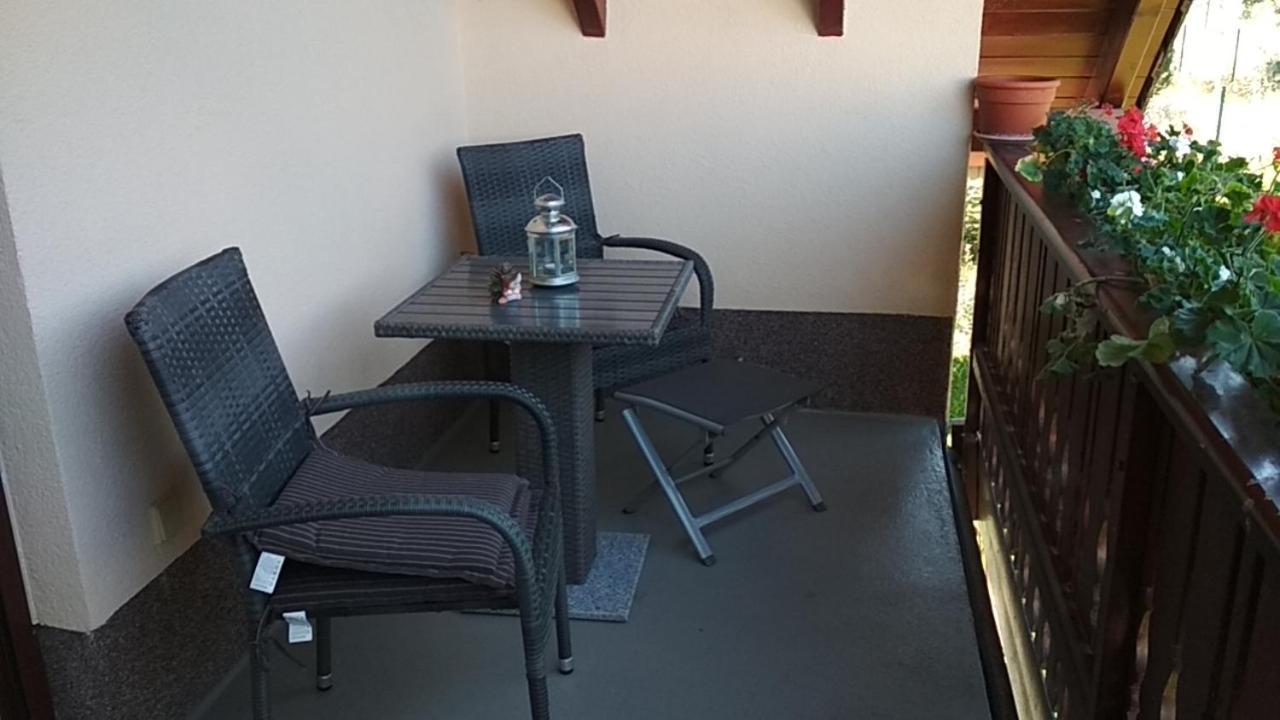 Apartment In Ruhiger Waldrandlage *